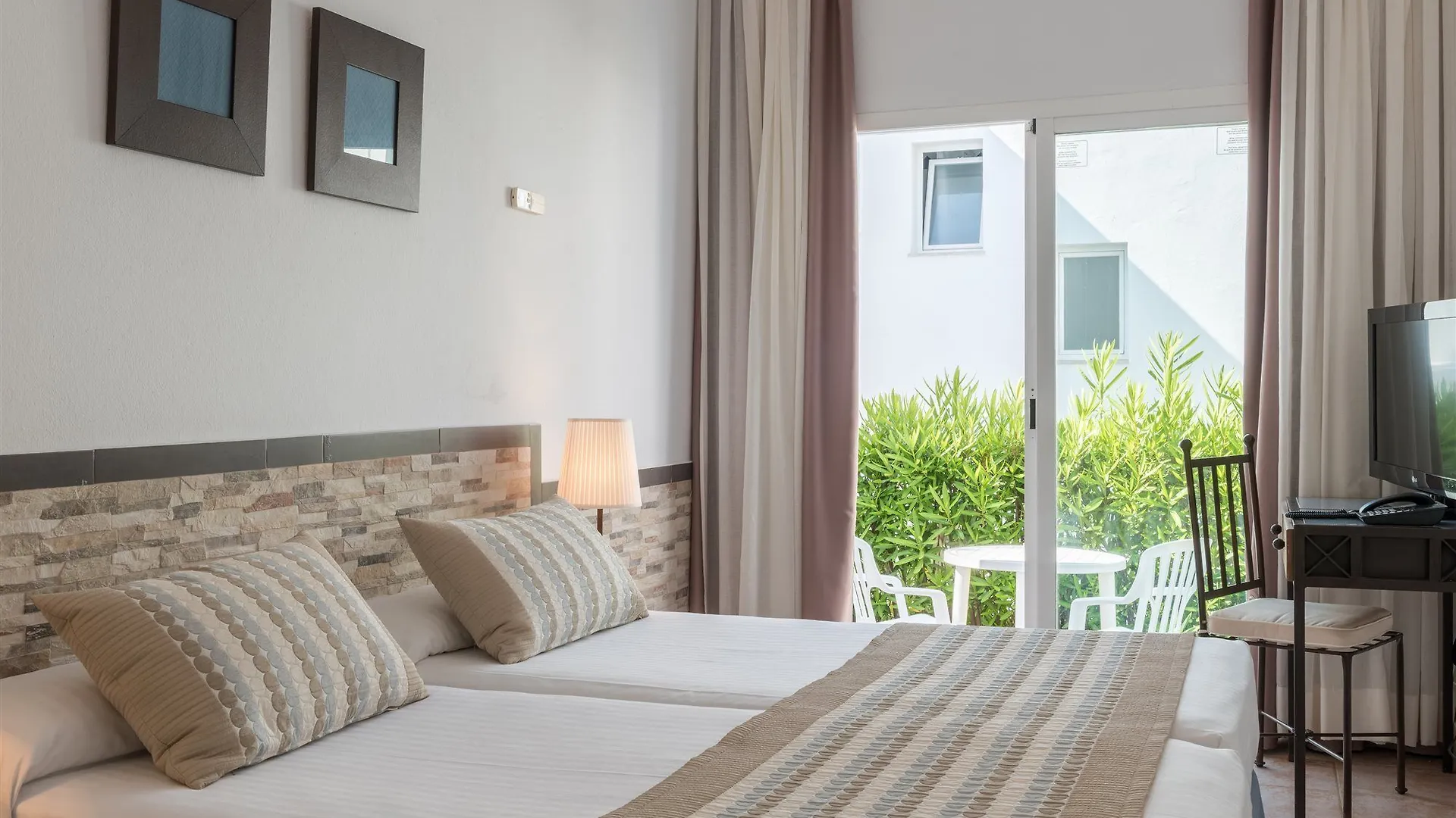 Fergus Conil Park Hotel Conil De La Frontera 4*,  Espanha